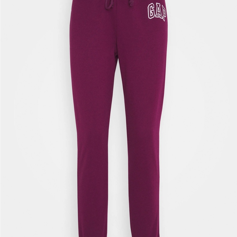 COPY - Women’s Gap Logo Fleece Joggers Large